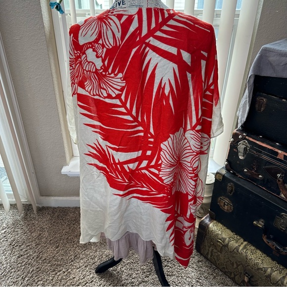 BEAUTIFUL Tropical Kimono!. One Size, Will Fit Plus Size Easy! Stunning! - Picture 5 of 6